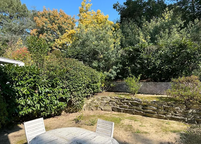 בית נופש Maison Quartier Calme, Proche Plages, Centre *